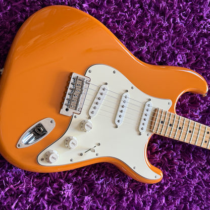2022 Fender Player Stratocaster Capri Orange, Maple Neck (Made in Mexico)