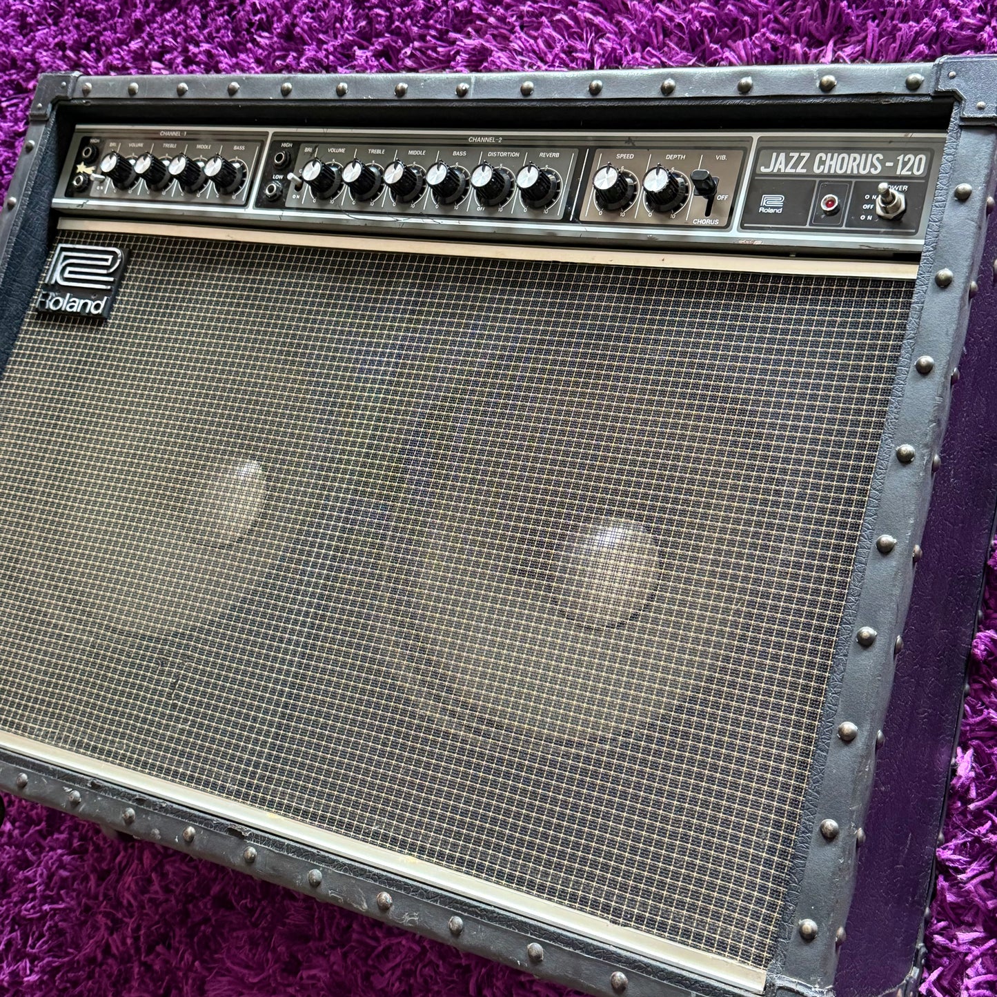1986 Roland Jazz Chorus JC-120 120-Watt Solid-State Guitar Combo Amplifier (Made in USA)
