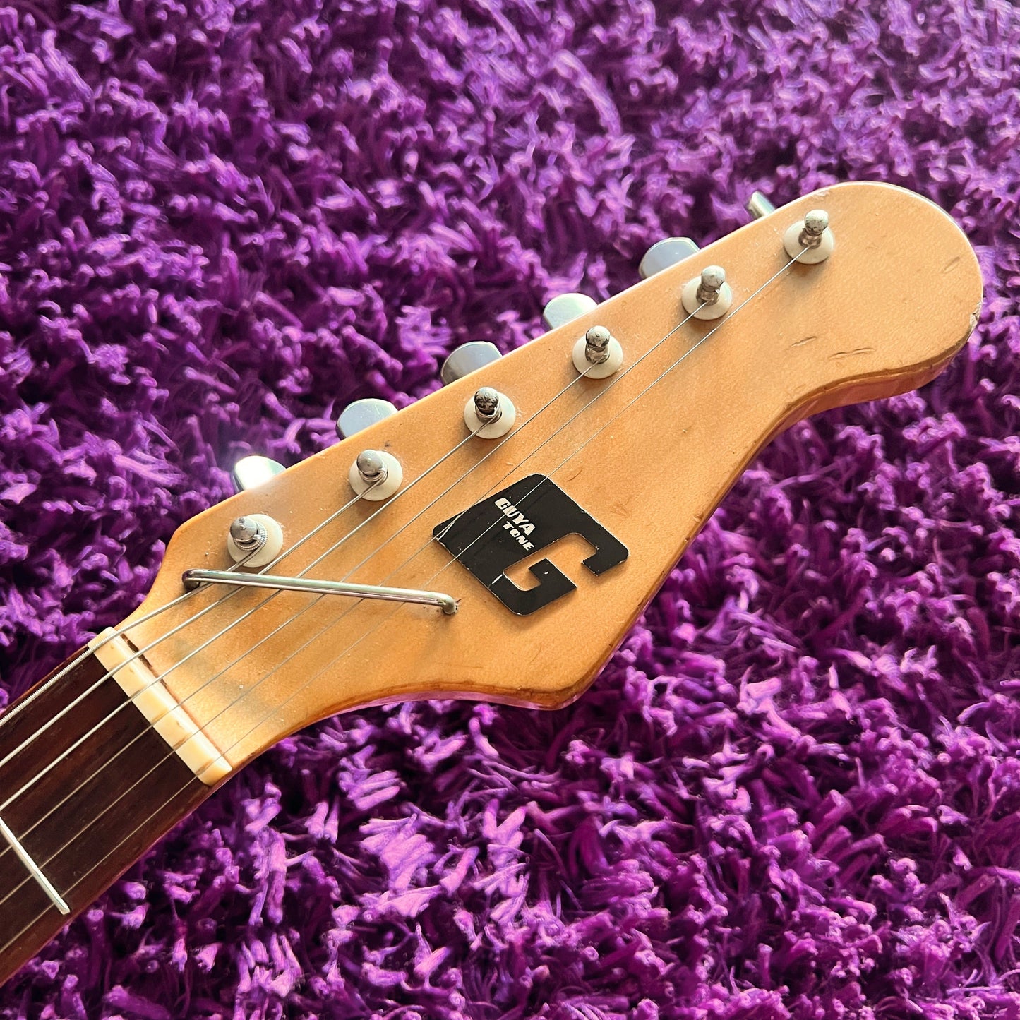Early 1960s Guyatone LG-140T Electric Guitar (Rare Gold Nitro) (MIJ)