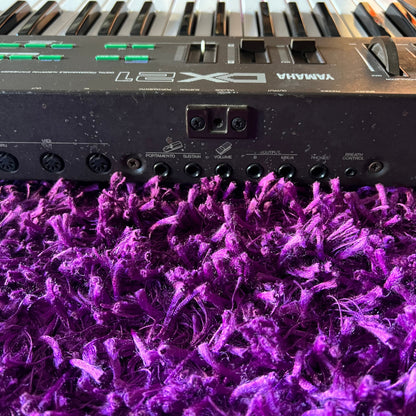 1980s Yamaha DX-21 FM Keyboard Synthesizer