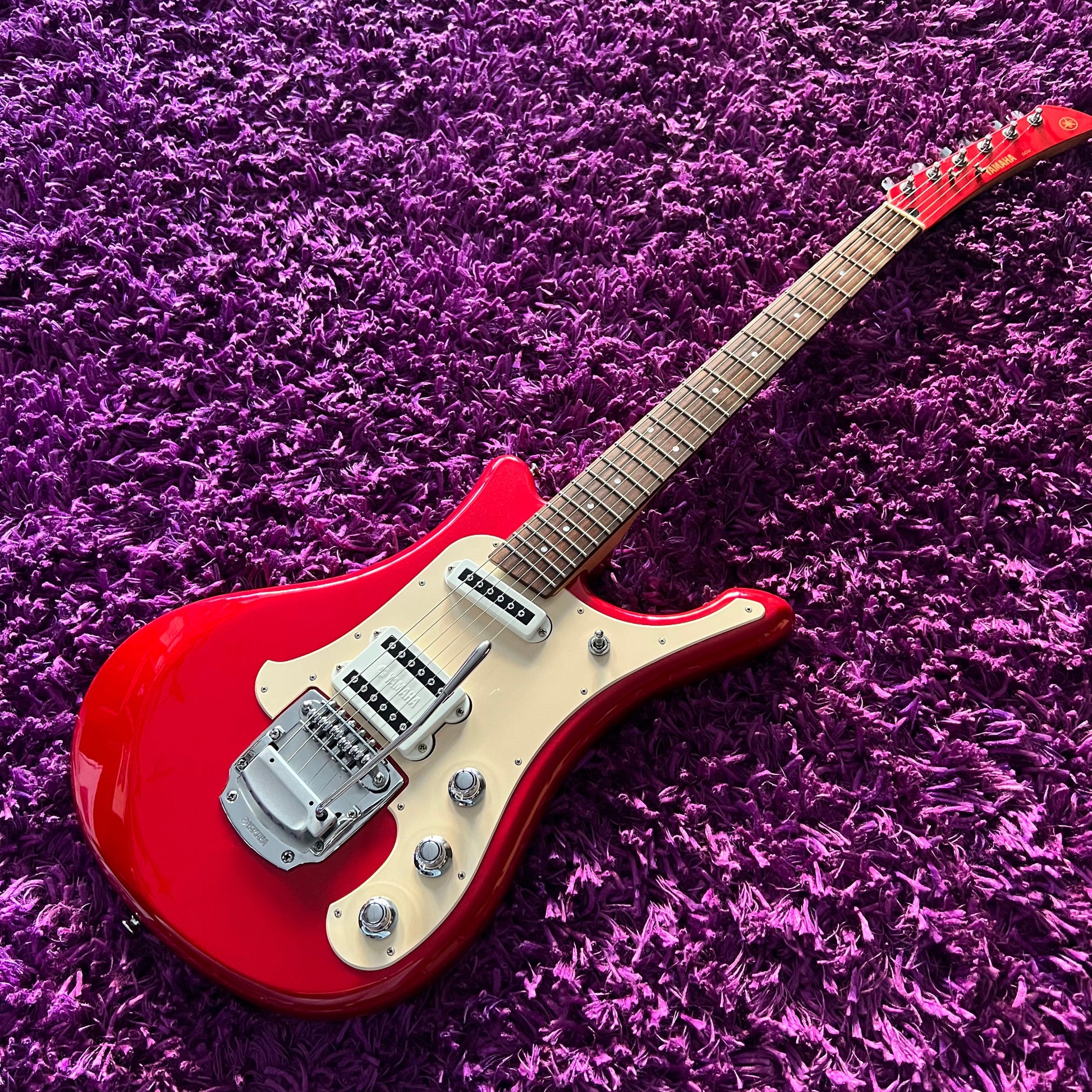 617 YAMAHA SGV 300 レッド YAMAHA SGV300 RED MADE IN JAPAN 617 YAMAHA SGV 300 レッド YAMAHA SGV300 RED MADE IN JAPAN