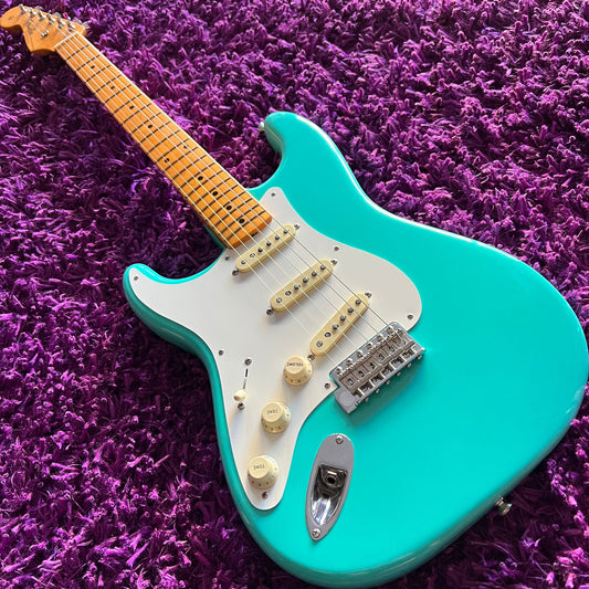 Fender American Vintage II 1957 Stratocaster Sea Foam Green Left Handed