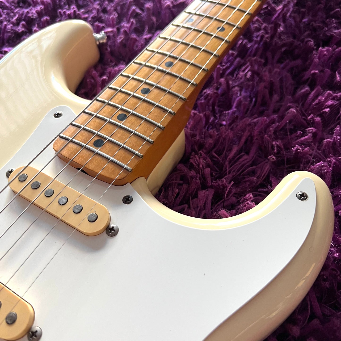 1986 Squier Stratocaster SST-30 Stratocaster Vintage White (E Serial MIJ)