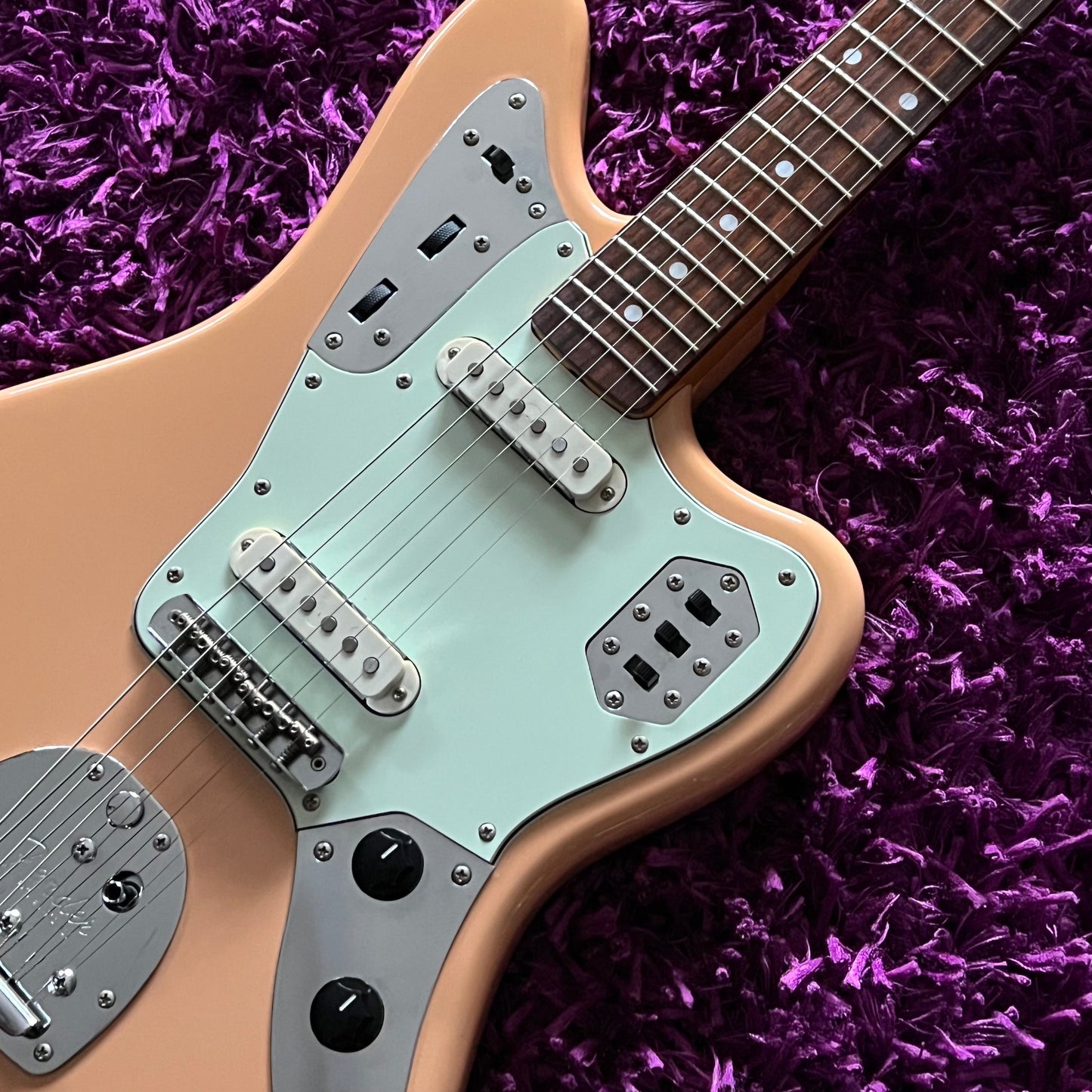 1999-2002 Fender Jaguar JG-66 '66 Reissue Rare Shell Pink (CIJ)