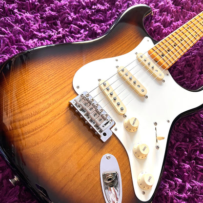 Fender Stories Collection Eric Johnson 1954 “Virginia” Stratocaster, Maple Fingerboard, 2-Color Sunburst