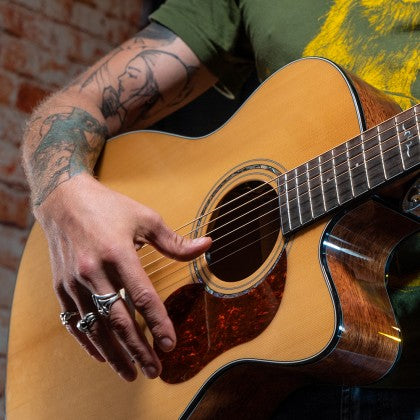 Cort Gold OC6 OM Cutaway Acoustic-Electric Guitar – Natural Satin