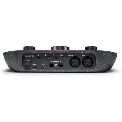 Focusrite Vocaster Two Studio Podcasting Package