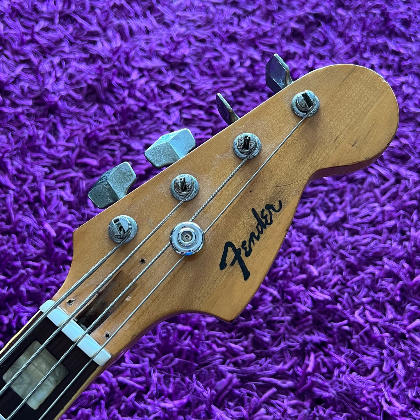 Gibbon 1970s Jazz Bass Lawsuit Copy (Made in Japan)