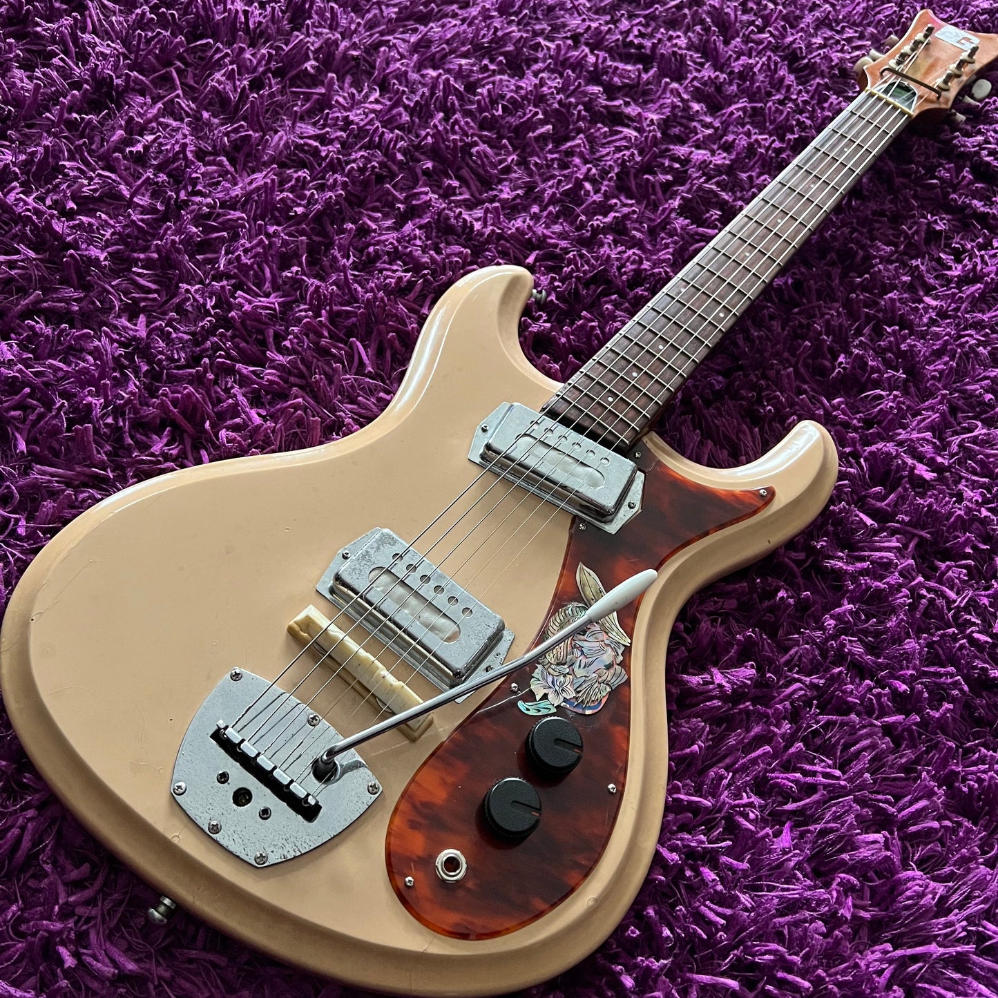 1960s Guyatone LG-50T Offset Mosrite Copy (MIJ)