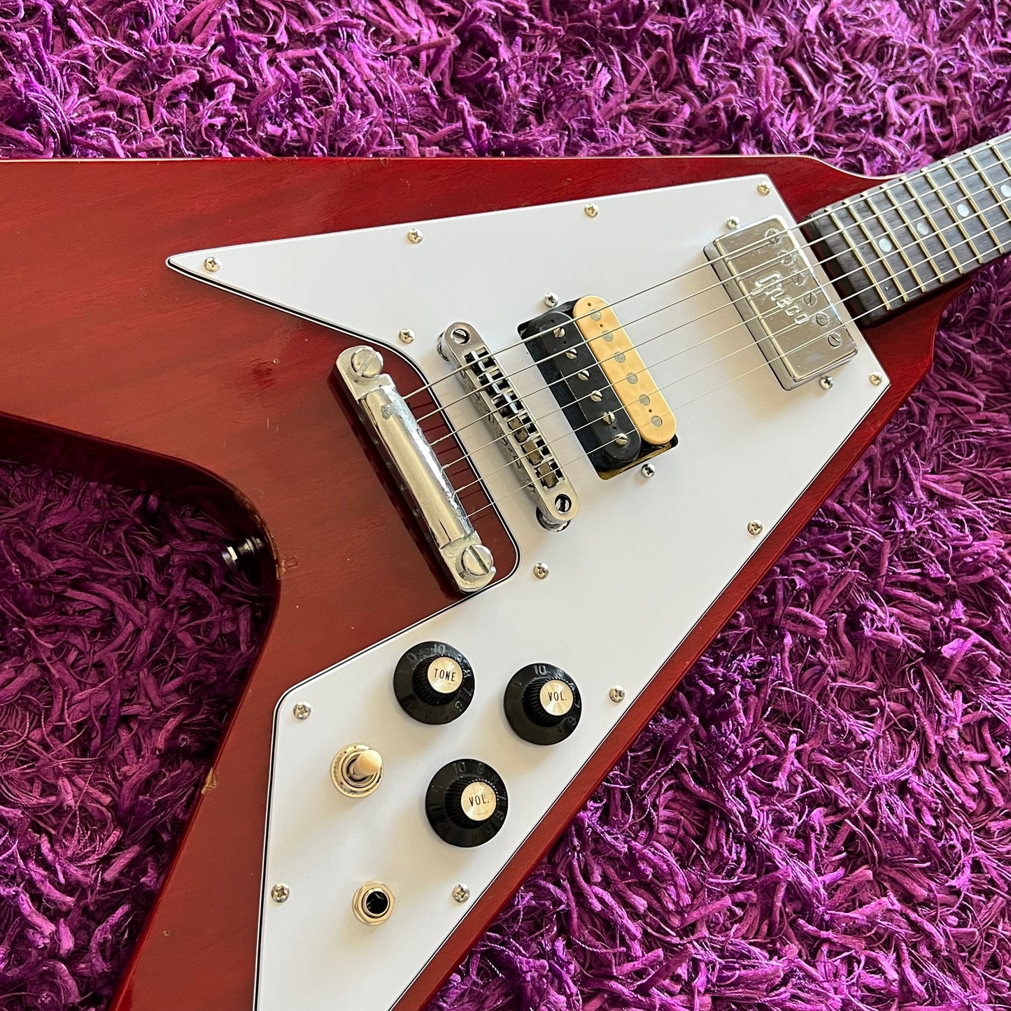 Greco Flying V 1975 (w/ OHSC)