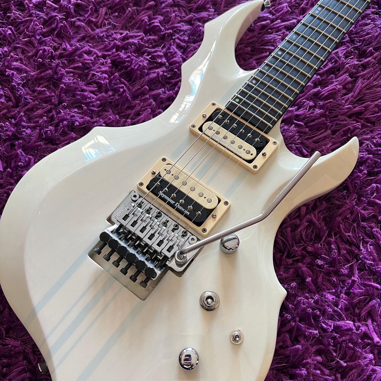 2009 Edwards E-FR-130GT Forest See Through Blonde (Neck Through 2009 Edwards E-FR-130GT Forest See Through Blonde (Neck Through