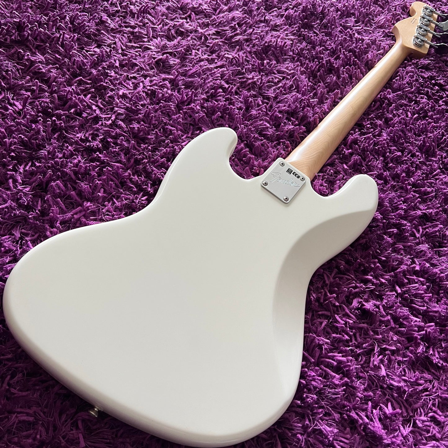 2019 Fender American Performer Jazz Bass Arctic White