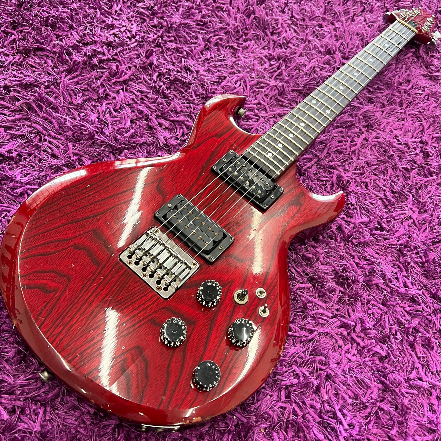 Aria Pro II CS-350 Cardinal Series Transparent Red (Kurt Cobain)